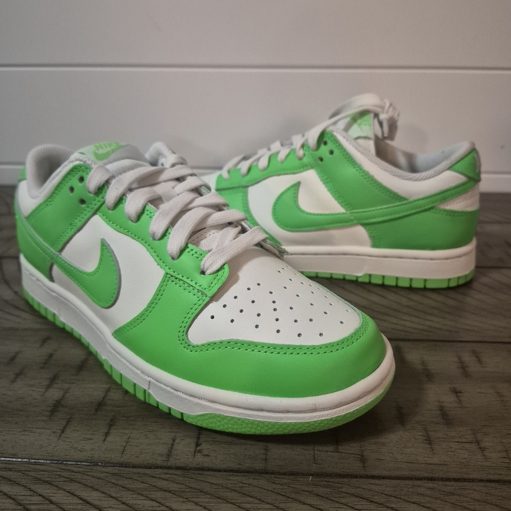 Nike Dunk Low — White & Green Sneakers